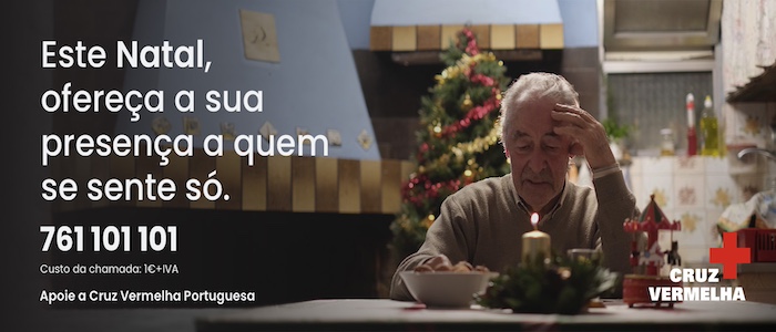 Neste Natal, a Cruz Vermelha Portuguesa inspira-o a Oferecer Companhia a Quem se Sente Só